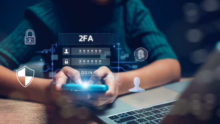 Co to jest MFA? Dlaczego samo hasło już nie wystarcza